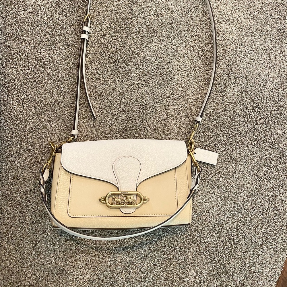 Coach handbag/crossbody/shoulder bag